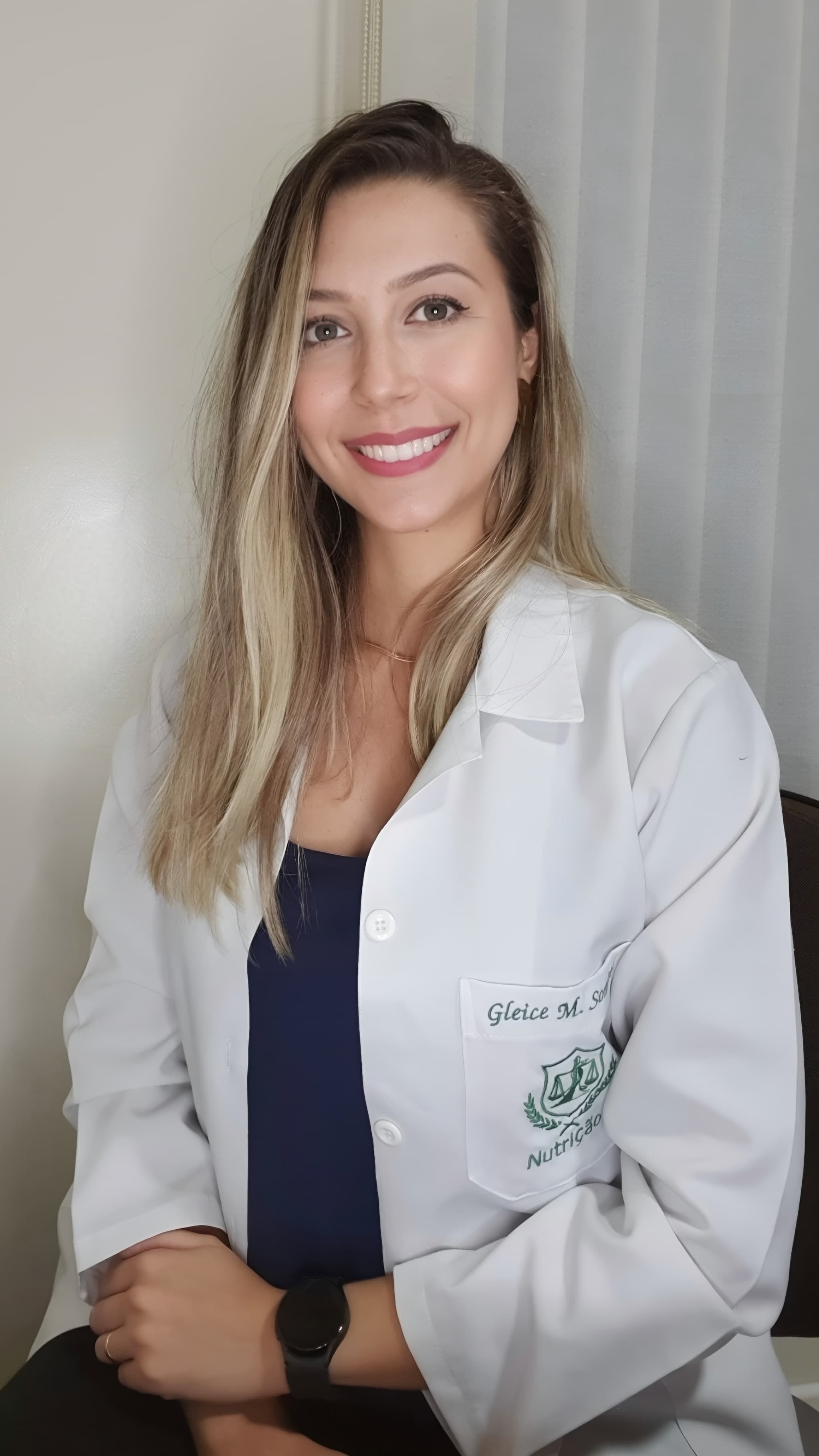 Dra. Gleice Menezes - Nutricionista